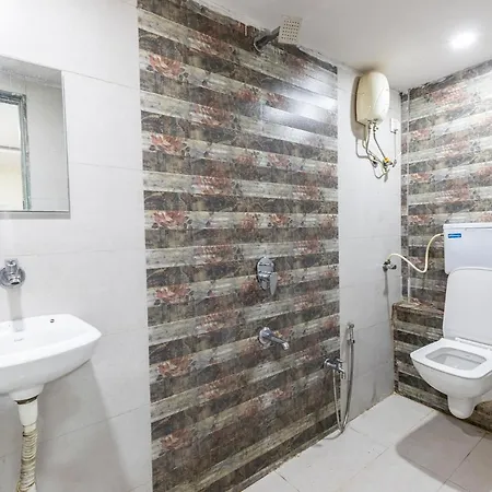 Amrapali Lodging And Boarding * Mumbai