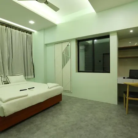 Luxury 5 - Bedroom Appartment Near Dadar Tt Apartment *