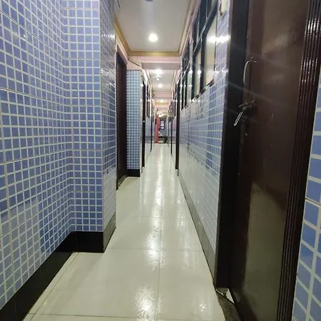 Bed & Breakfast Gulzar Hottel