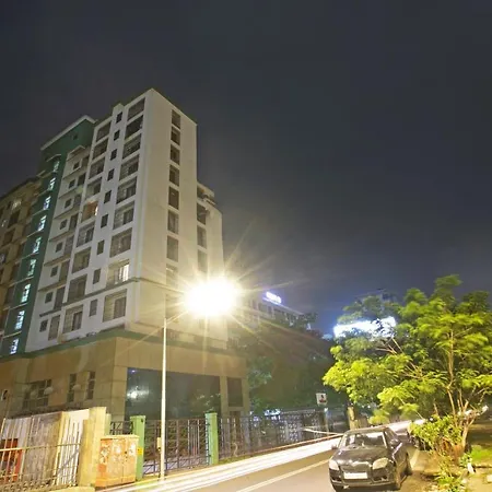 Hotel Treebo Trend Bandra 3*