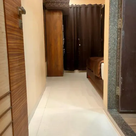 Osi Bandra West *