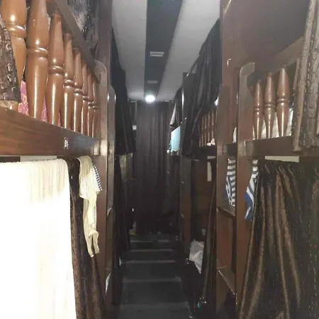 Bed & Breakfast Bed Station Dormitory *