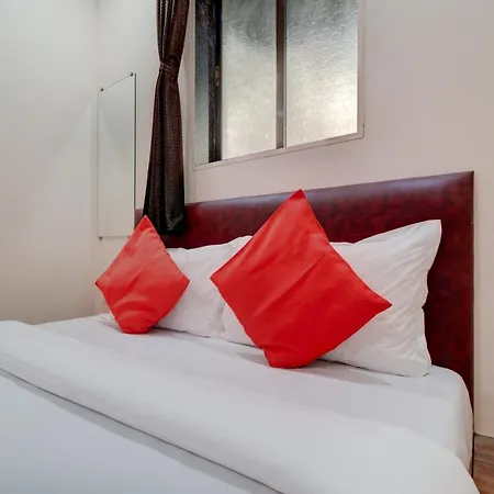 Oyo 77164 Hotel Grant Palace 3*