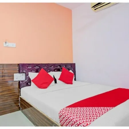 Hotel Simla House Hotel 2*