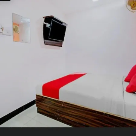 Hotel Simla House Hotel 2*