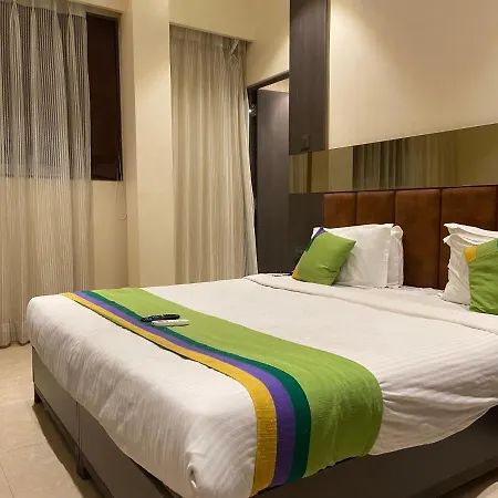 Oyster Andheri West