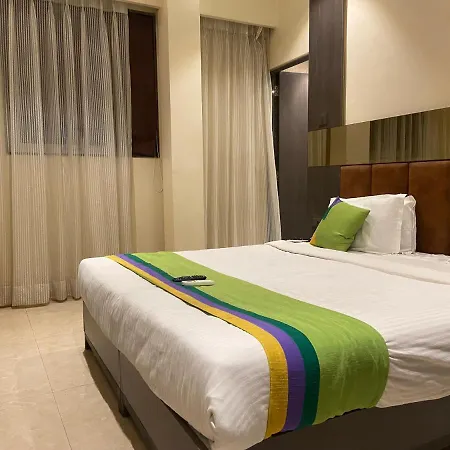 Oyster Andheri West Hotel 3*
