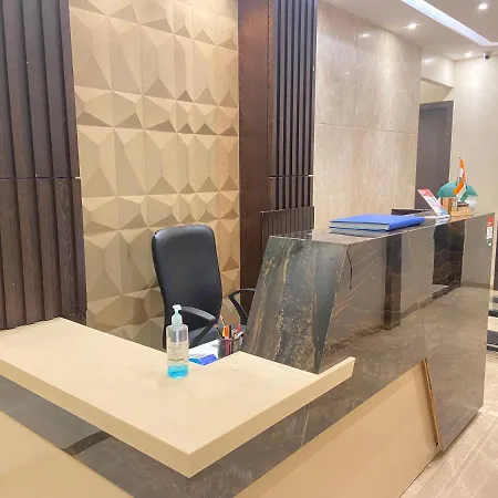 Oyster Andheri West 3*
