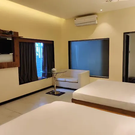 Guest house The Saroja Grand Villa Resorts Mumbai