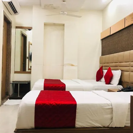 Hotel Guestinn Residency