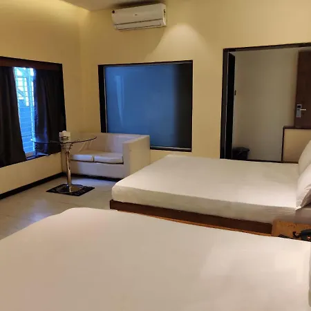 Guest house The Saroja Grand Villa Resorts Mumbai