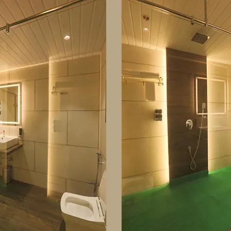 Hotel Surya Prakash 3*