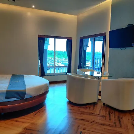 The Saroja Grand Villa Resorts Guest house Mumbai