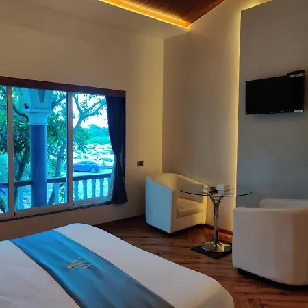 The Saroja Grand Villa Resorts Guest house
