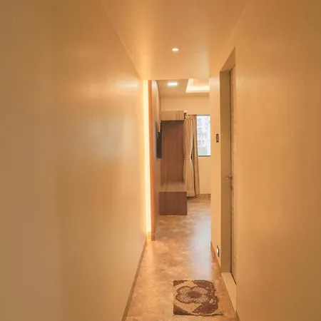 Hotel Surya Prakash 3*