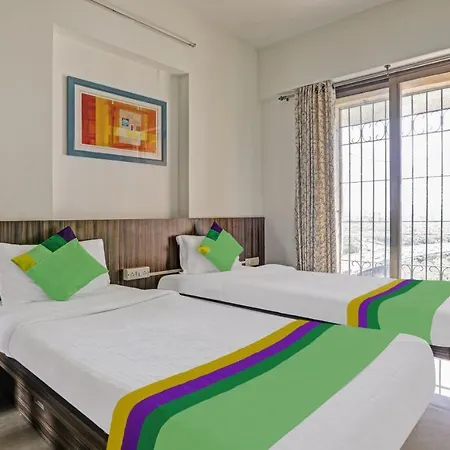 Treebo Welcome Hotel 3*