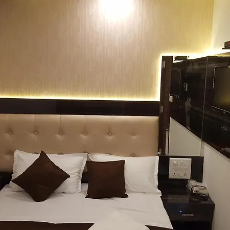 Hotel Palace Residency