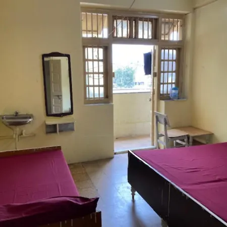 Guest house Modern Mumbai
