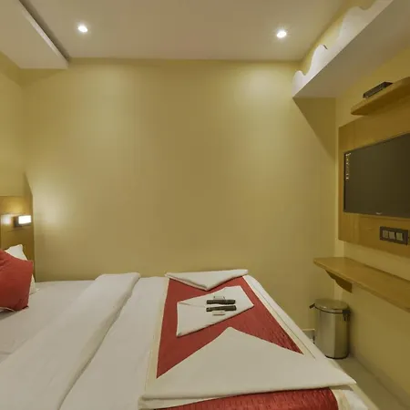Residency Park Near Masjid Rly Station South Hotel