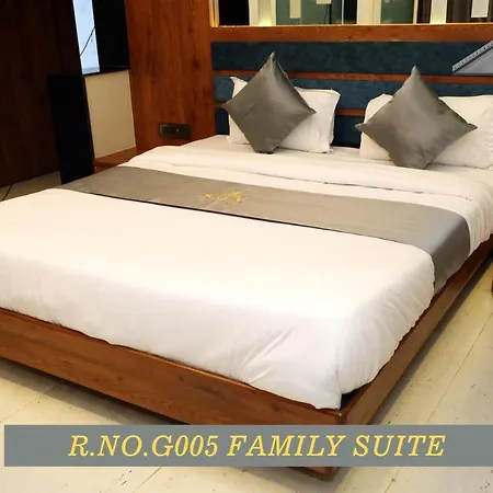 The Saroja Grand Villa Resorts Guest house *