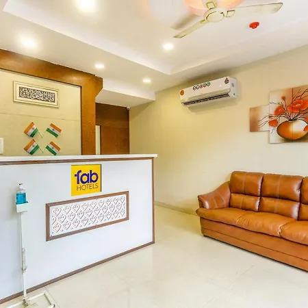 Fabhotel Tavakkal 2*