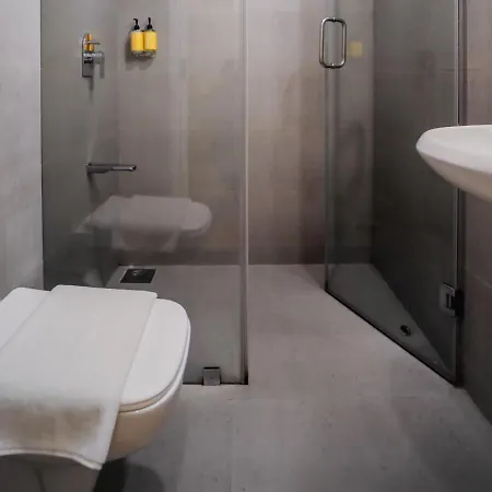 Bloom - Worli Hotel 3*