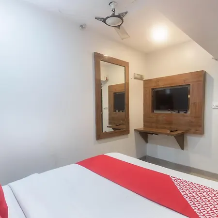Hotel Oyo 49867 Hotel Kalpana Residency Mumbai