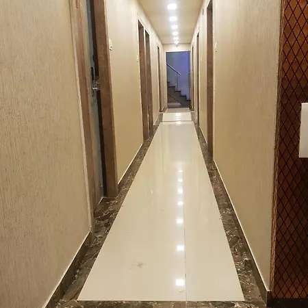 Hotel Regent Grand Mumbai