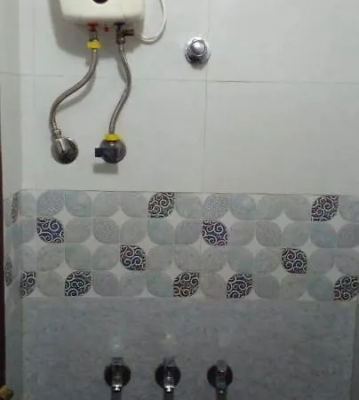 Bed Station Dormitory * Mumbai