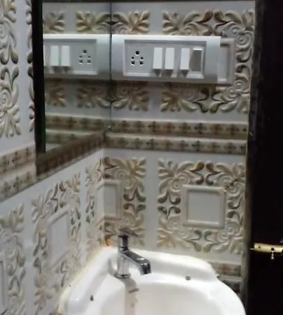 Bed Station Dormitory Mumbai
