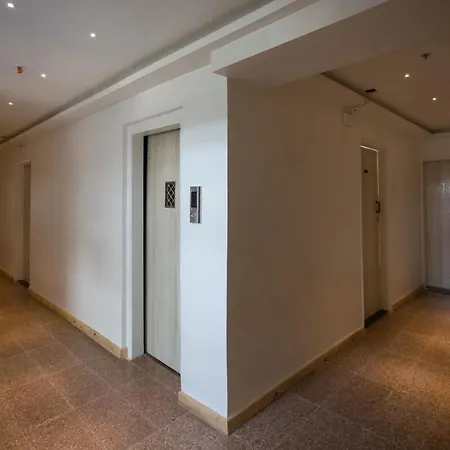Hotel Samraj