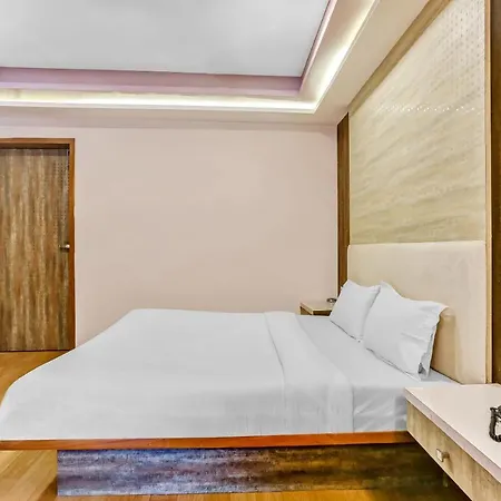Oyo Flagship 83396 Hotel Vinyasa Residency