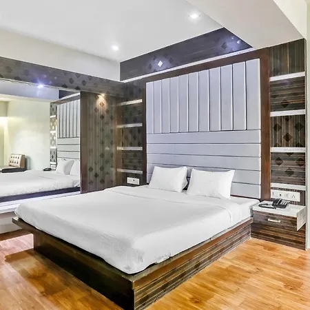 Oyo Flagship 83396 Hotel Vinyasa Residency