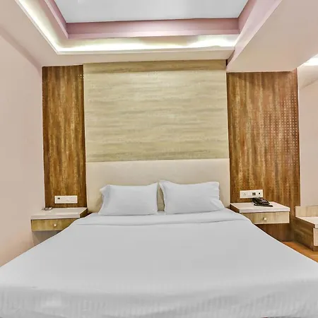 Oyo Flagship 83396 Hotel Vinyasa Residency Hotel Mumbai