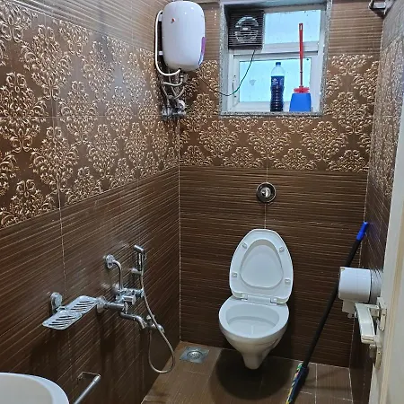 Osi Bandra West