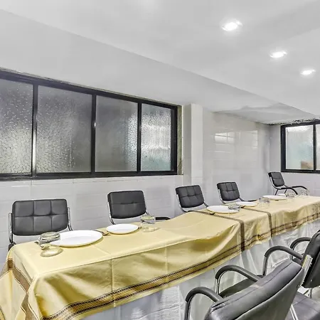 Oyo Flagship 83396 Hotel Vinyasa Residency