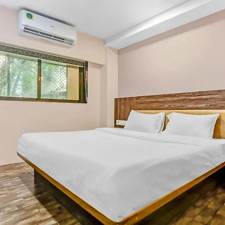 Oyo Flagship 83396 Hotel Vinyasa Residency