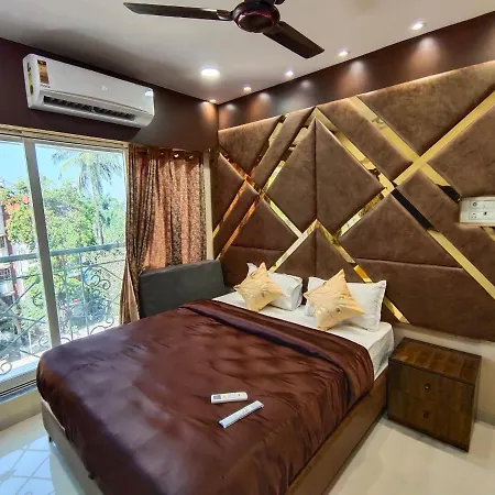 Apartment Osi Bandra West