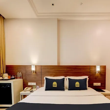 Hotel Townhouse Oak Suncity Premiere 3*