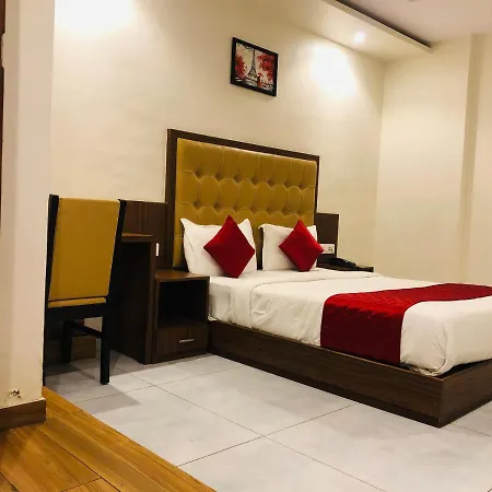 Bkc Grand- Near Trade Centre, Visa Consulate Hotel 2*