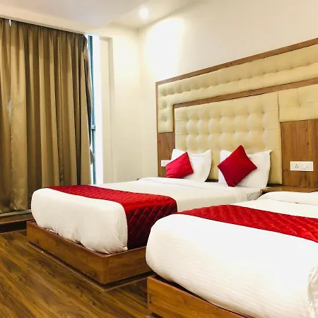 Bkc Grand- Near Trade Centre, Visa Consulate 2*