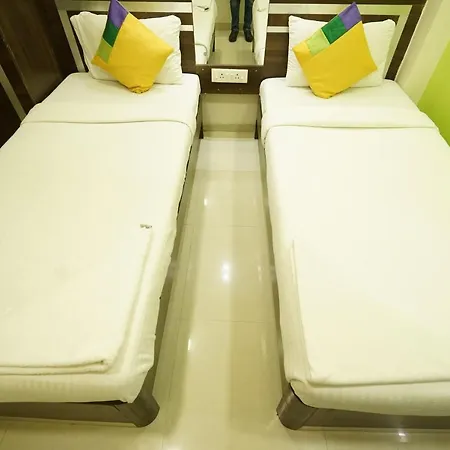 Daisy Residency By Rr Rooms *