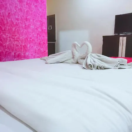 Hotel Jayohotel Manori Beach Corner 3*