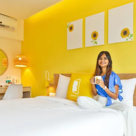 Hotel Bloom - Juhu Mumbai