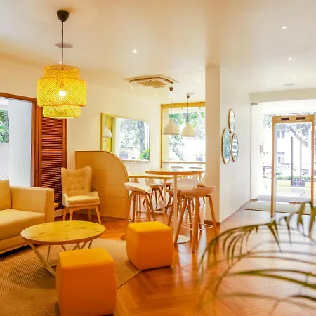 Hotel Bloom - Juhu 4*