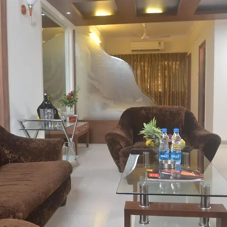 Hotel Plaza 3*