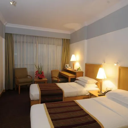 Fariyas , Colaba