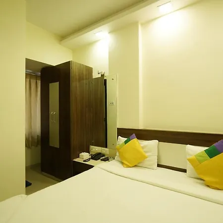 Daisy Residency By Rr Rooms *