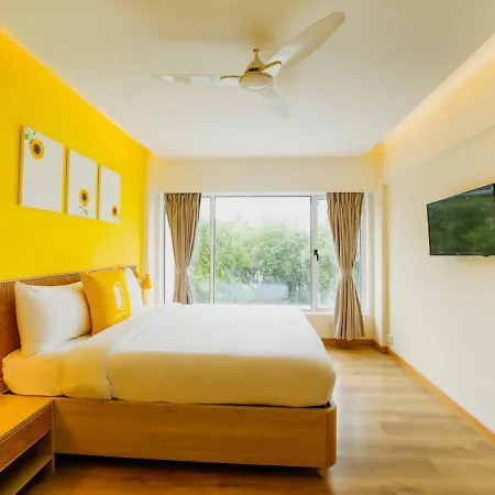 Bloom - Juhu