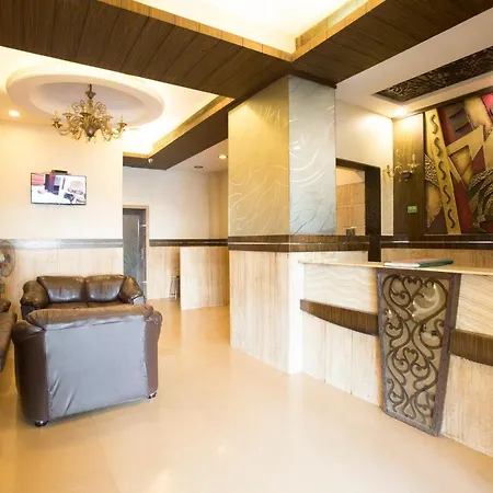Oyo 23478 Kamran Residency Mumbai